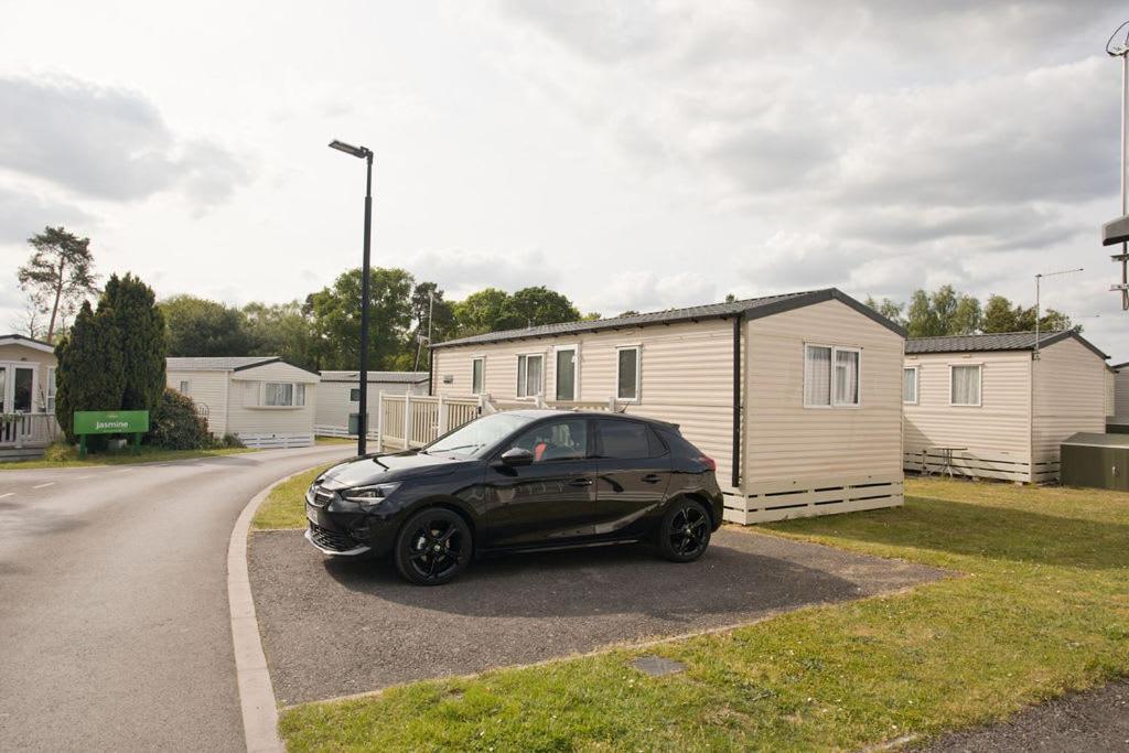 Luxury Holiday Retreat Set Within Oakdene Forest - Park Activities Pass Included Free! Saint Leonards Exterior photo